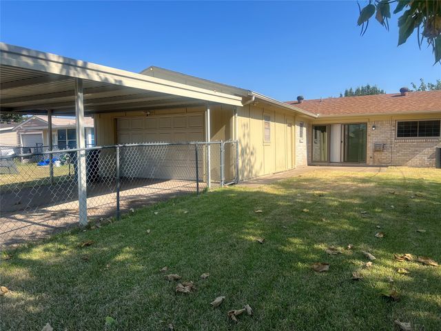 10034 Hymie Circle, Dallas, TX 75217
