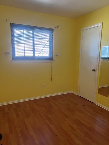 10034 Hymie Circle, Dallas, TX 75217