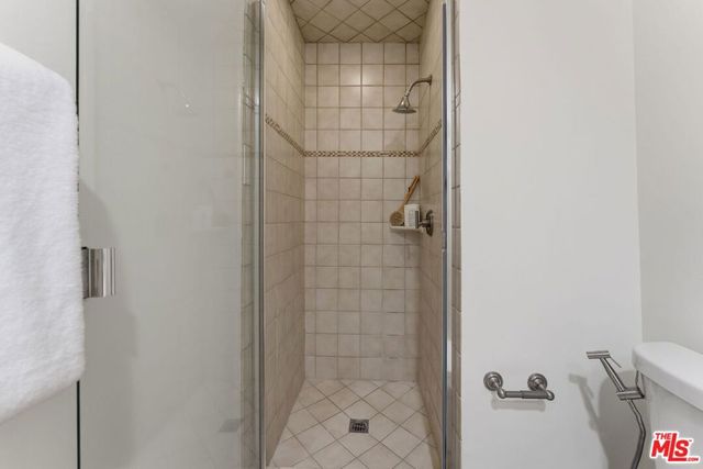 446 San Vicente Boulevard 106, Santa Monica, CA 90402