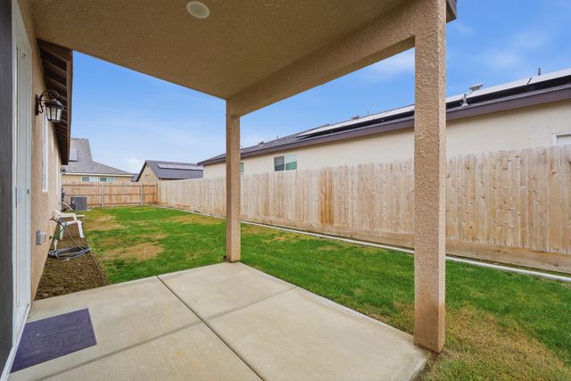 3408 Dorset Street, Tulare, CA 93274