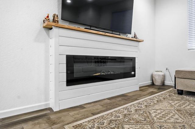 3408 Dorset Street, Tulare, CA 93274