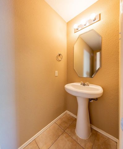 3603 Avalon Castle Drive, Spring, TX 77386