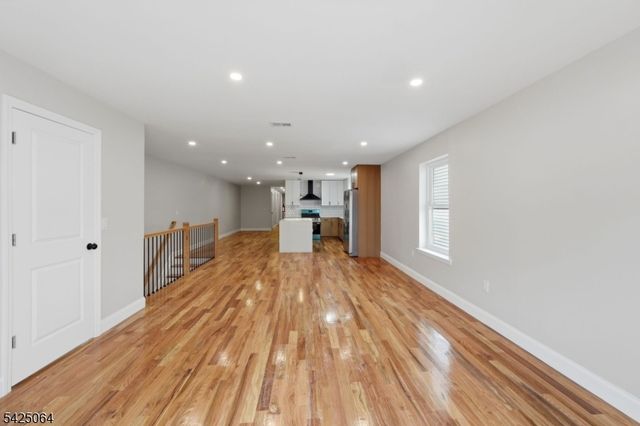 134 Shepard Ave, East Orange City, NJ 07018