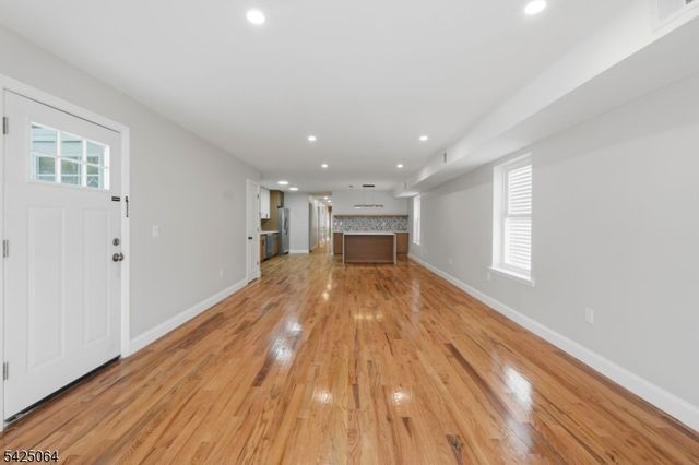 134 Shepard Ave, East Orange City, NJ 07018