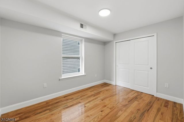 134 Shepard Ave, East Orange City, NJ 07018