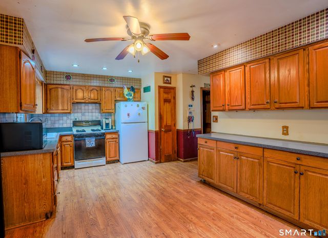 220 Victory Street, Stratford, CT 06615