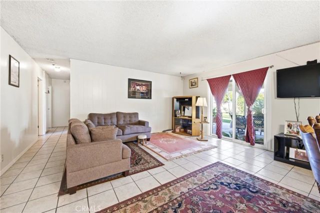 6644 PLATT, West Hills, CA 91307