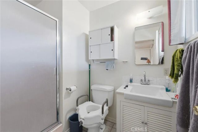 6644 PLATT, West Hills, CA 91307