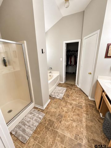 501 Noah Ln, Lindale, TX 75771