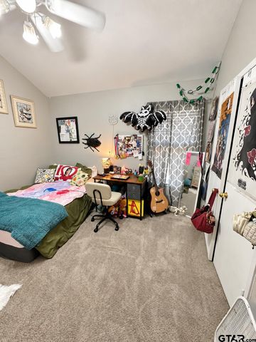 501 Noah Ln, Lindale, TX 75771