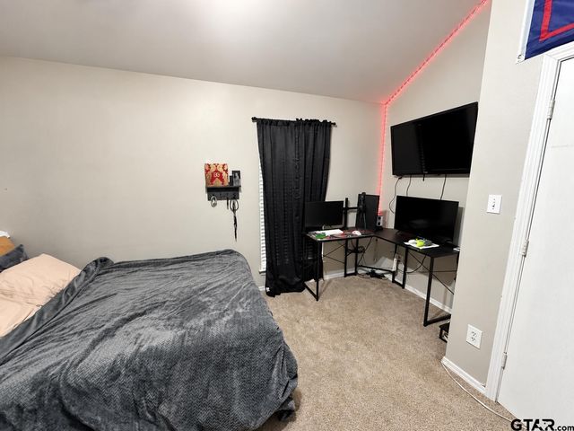 501 Noah Ln, Lindale, TX 75771