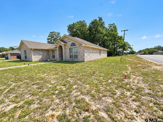 501 Noah Ln, Lindale, TX 75771