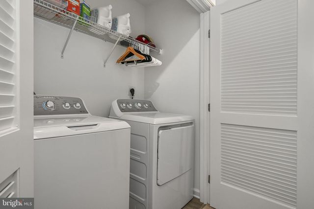 121 NELSON LN, Pottstown, PA 19464