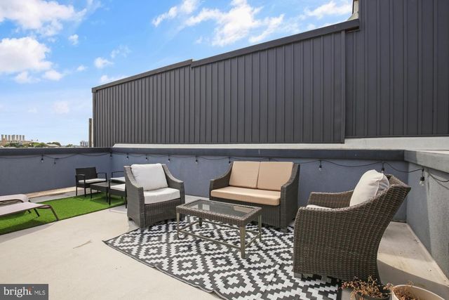 1244 N FRONT ST #1, Philadelphia, PA 19122