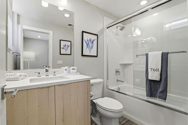 2913 Noyce Place 217, Santa Clara, CA 95051