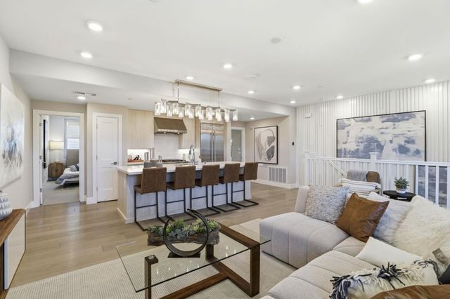 2913 Noyce Place 217, Santa Clara, CA 95051