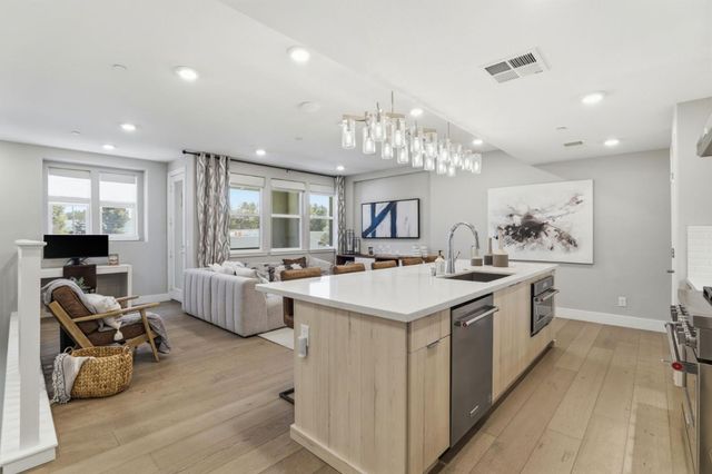 2913 Noyce Place 217, Santa Clara, CA 95051