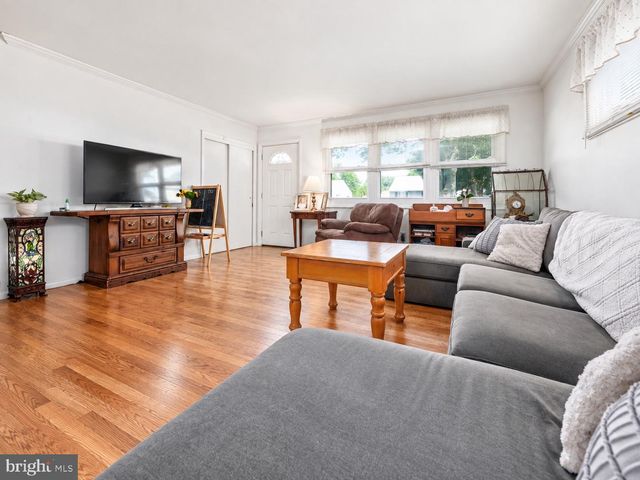 313 WILLIAMS RD, Bryn Mawr, PA 19010