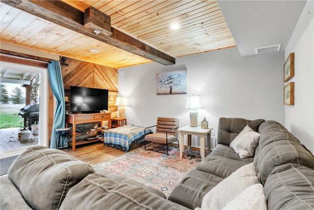 36044 Route 66, Crown, PA 16220