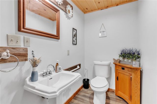 36044 Route 66, Crown, PA 16220