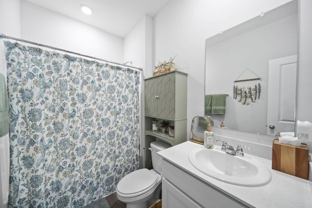 573 Penwell Drive, Delaware, OH 43015