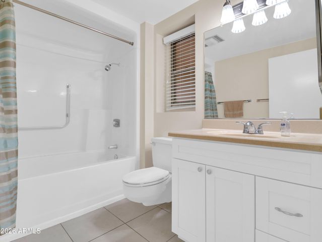 12946 W ASHWOOD Drive, Sun City West, AZ 85375