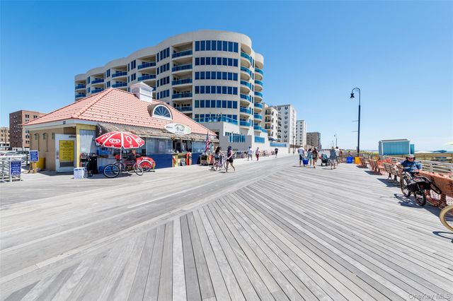 410 E Broadway E 5R, Long Beach, NY 11561