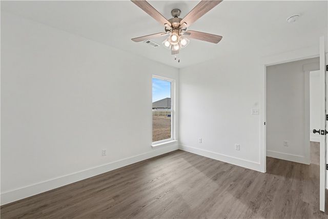 3610 N Wiley Drive, Siloam Springs, AR 72761