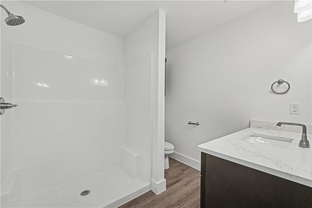 3610 N Wiley Drive, Siloam Springs, AR 72761