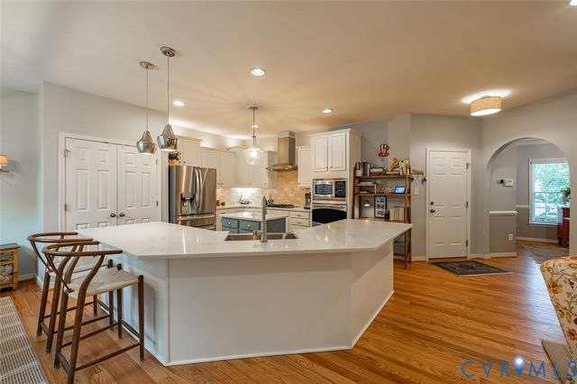 14100 Rigney Dr, Midlothian, VA 23113