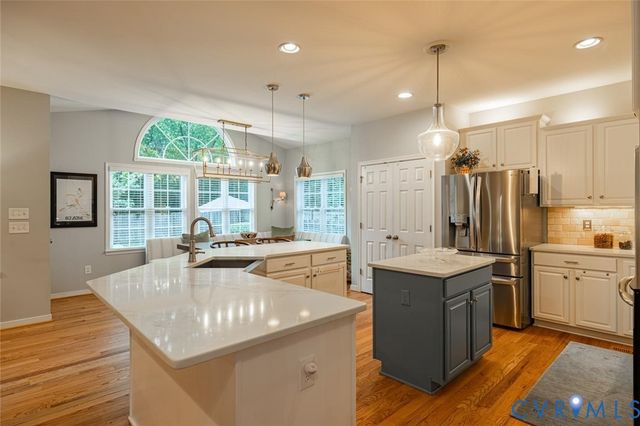 14100 Rigney Dr, Midlothian, VA 23113