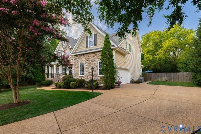 14100 Rigney Dr, Midlothian, VA 23113
