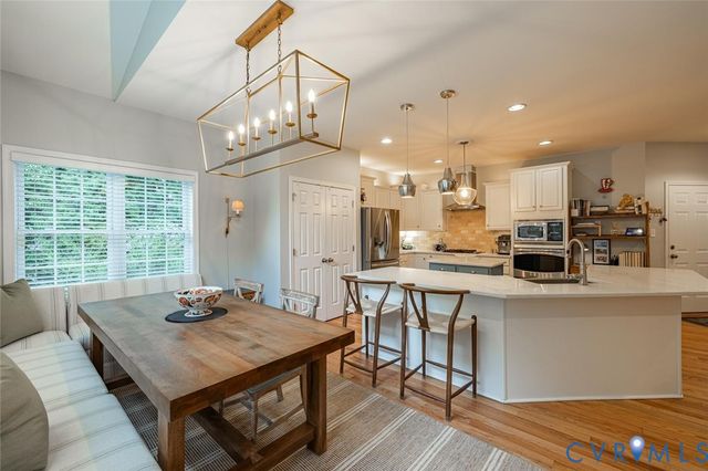 14100 Rigney Dr, Midlothian, VA 23113