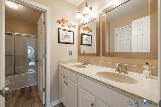 14100 Rigney Dr, Midlothian, VA 23113