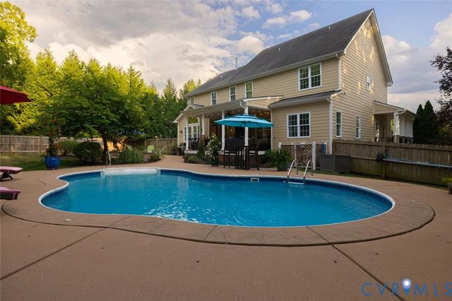 14100 Rigney Dr, Midlothian, VA 23113