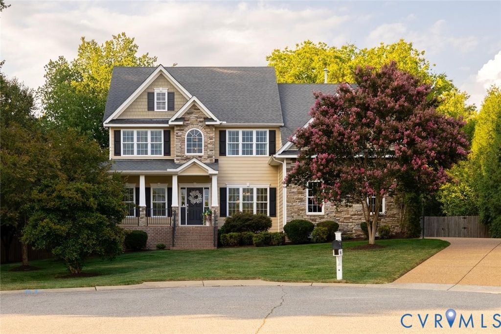 14100 Rigney Dr, Midlothian, VA 23113