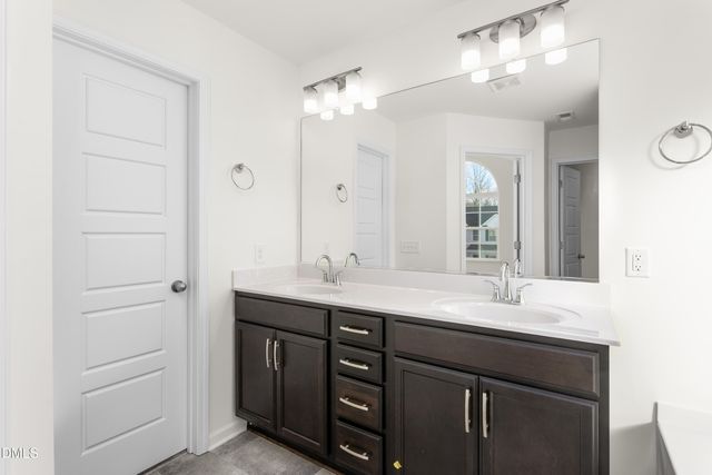 258 Plains Drive 315, Burlington, NC 27217