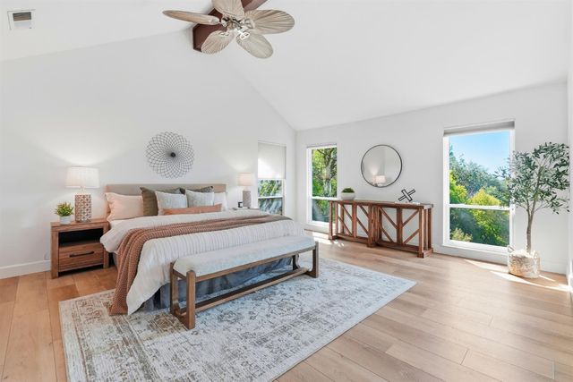 9290 S Ravine Ln, Fair Oaks, CA 95628