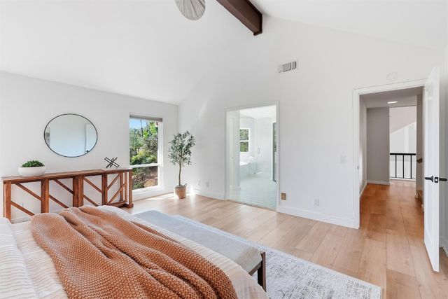 9290 S Ravine Ln, Fair Oaks, CA 95628