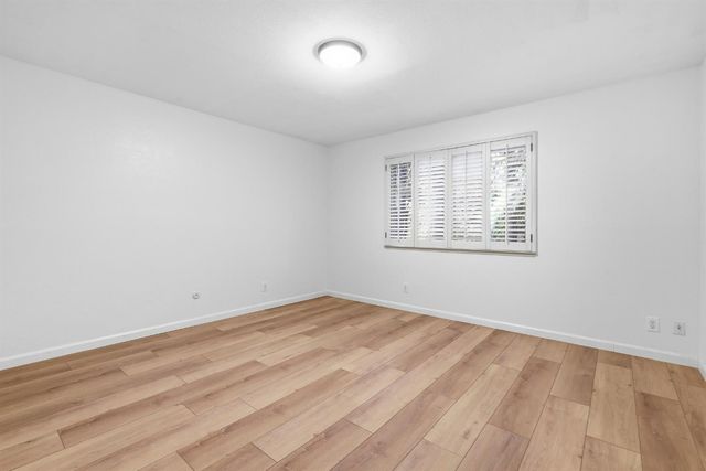9290 S Ravine Ln, Fair Oaks, CA 95628