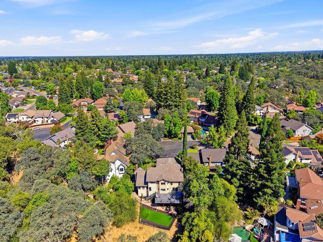 9290 S Ravine Ln, Fair Oaks, CA 95628
