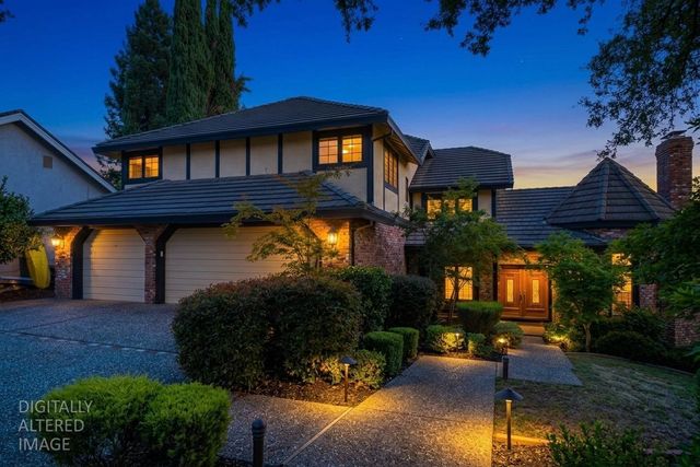 9290 S Ravine Ln, Fair Oaks, CA 95628