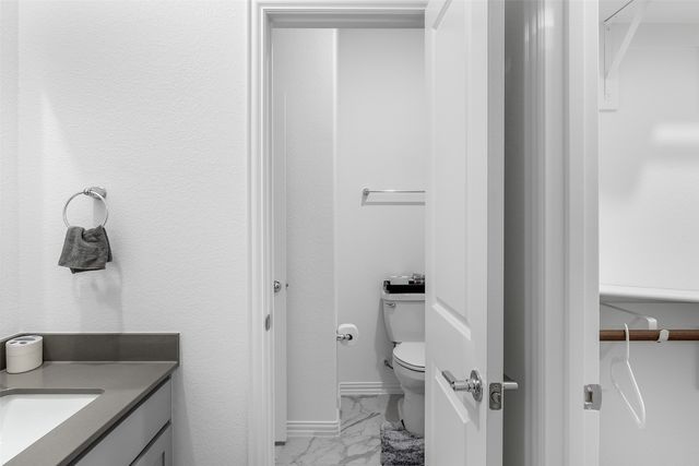 300 Foxglove Hill, Argyle, TX 76226
