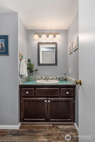 4261 244th Place SE, Sammamish, WA 98029