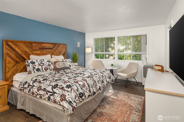 4261 244th Place SE, Sammamish, WA 98029