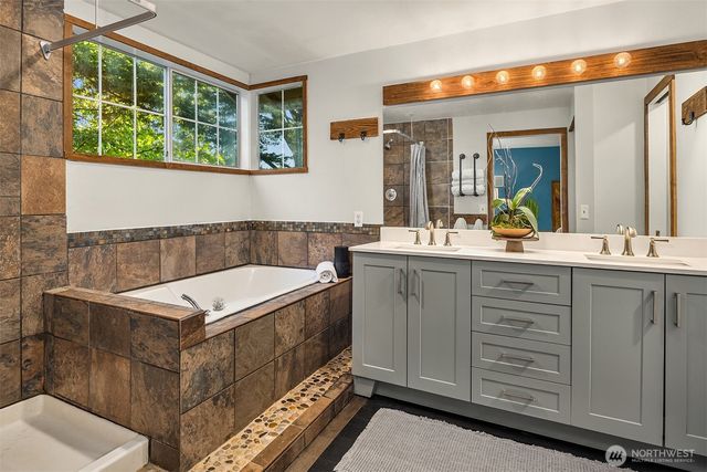 4261 244th Place SE, Sammamish, WA 98029