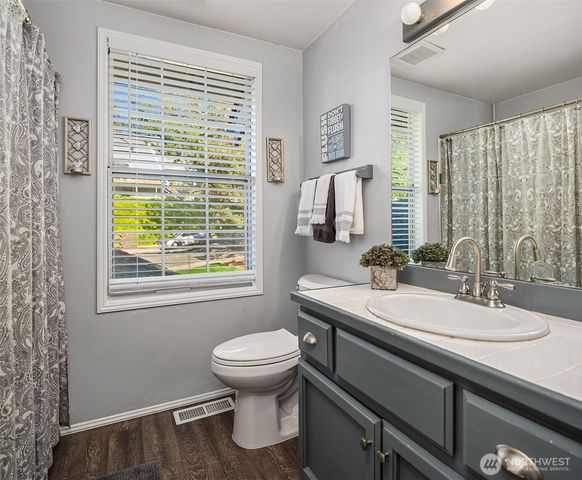 4261 244th Place SE, Sammamish, WA 98029