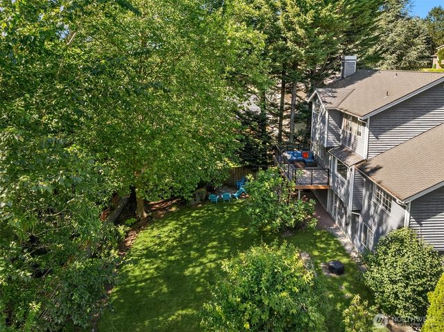4261 244th Place SE, Sammamish, WA 98029