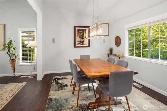 4261 244th Place SE, Sammamish, WA 98029