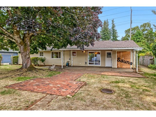 214 PARK Dr, Oregon City, OR 97045